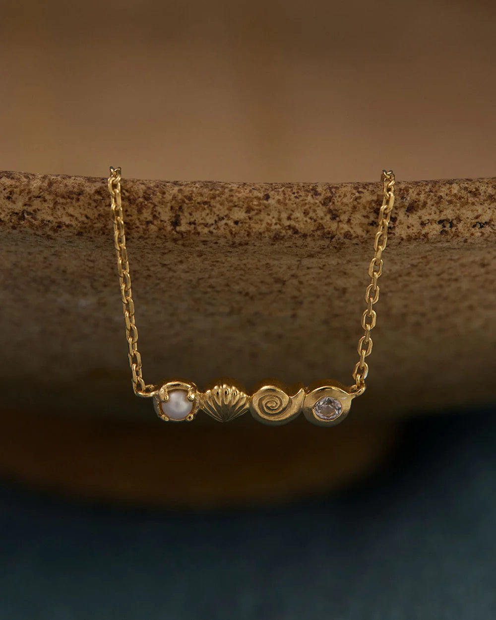 Kirstin Ash - Shoreside Necklace in Gold