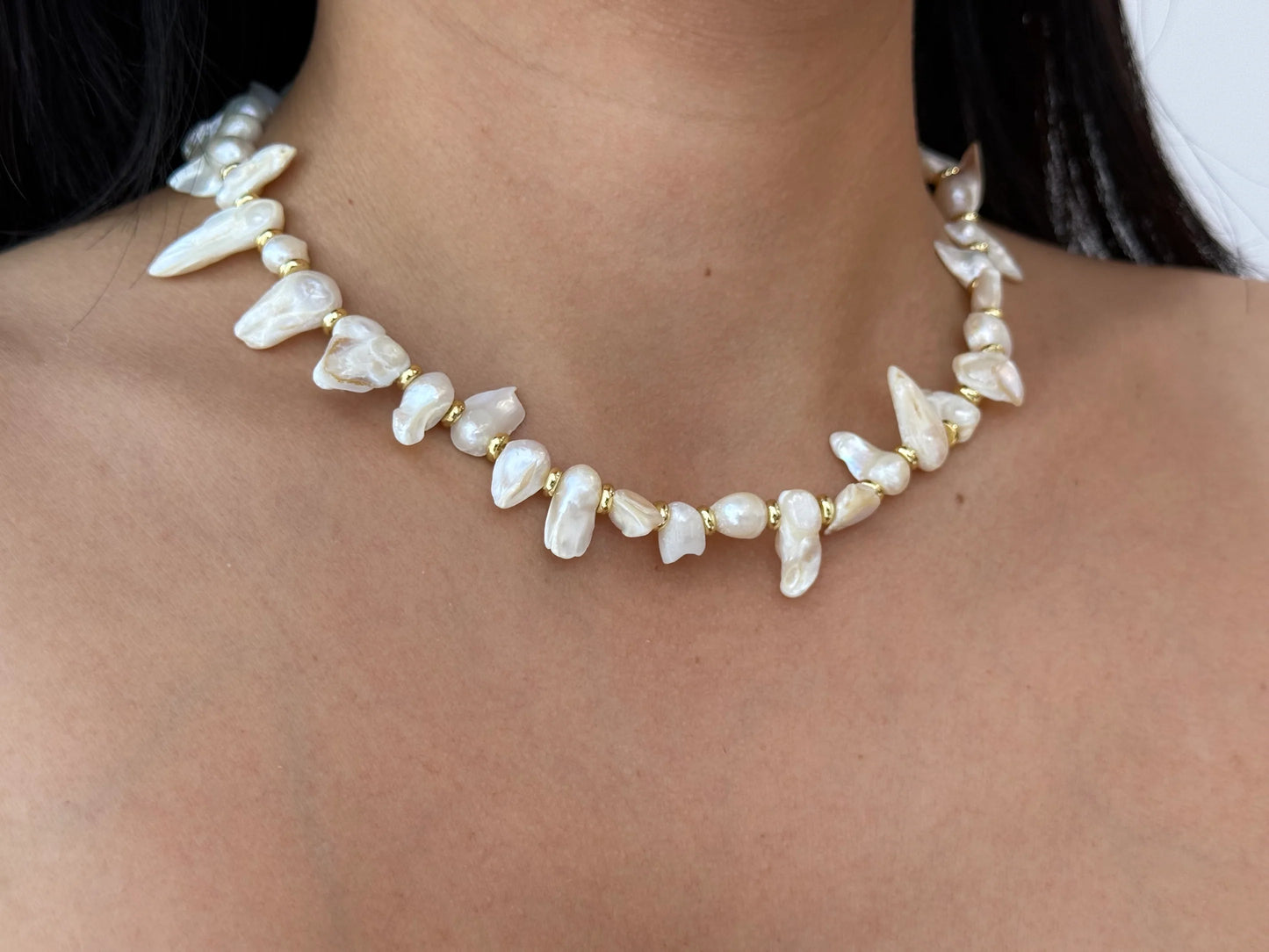 Käärme Jewels - Chunky Plain Pearl Necklace
