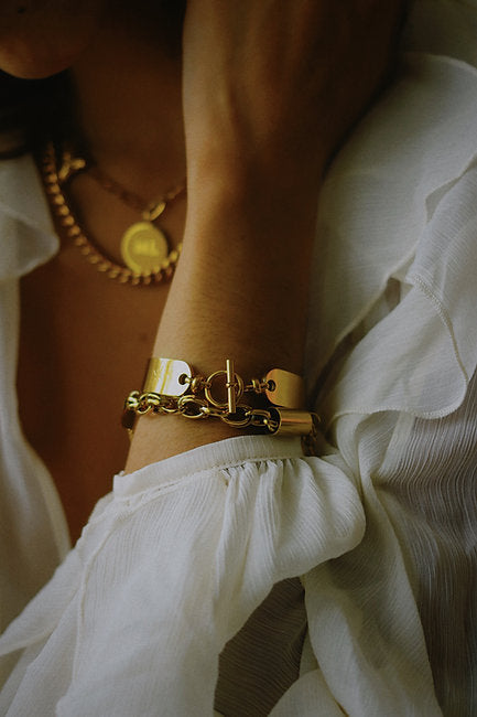 Margaux Lee - Heart On My Sleeve Bracelet in Gold
