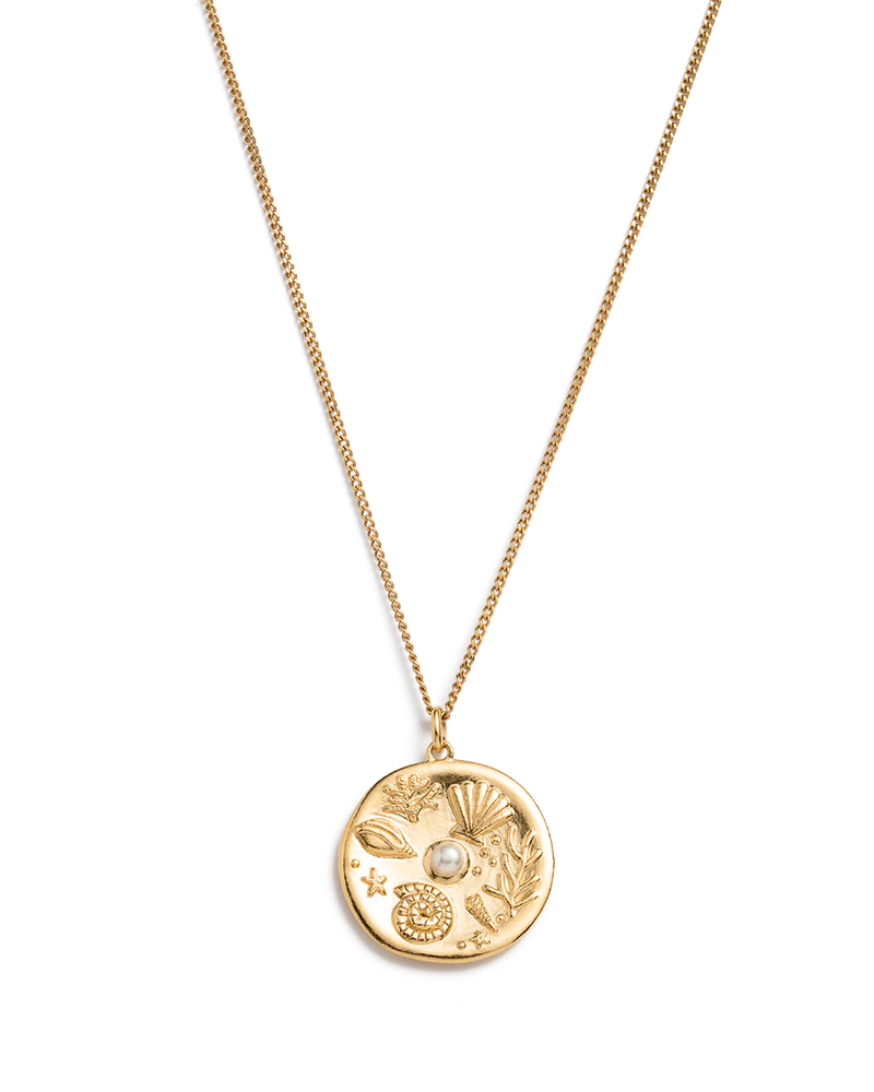 Kirstin Ash - By The Sea Necklace in Gold