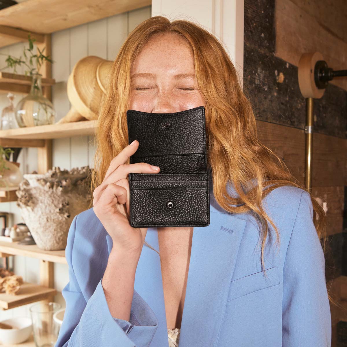 Status Anxiety - Lumen Wallet in Black