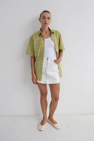 
            
                Load image into Gallery viewer, Blanca - Effie Short Sleeve Shirt in Yellow
            
        