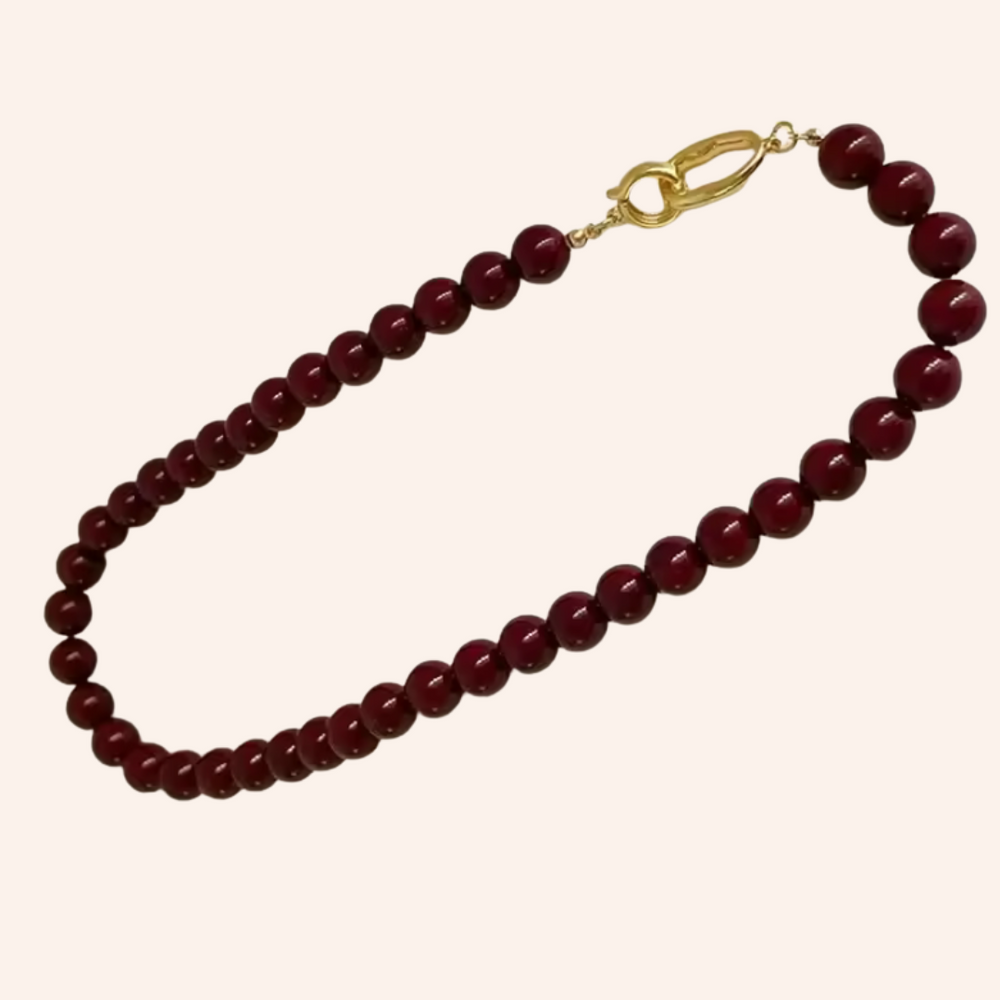 We Are Emte - Scarlet Beaded Necklace in Burgundy