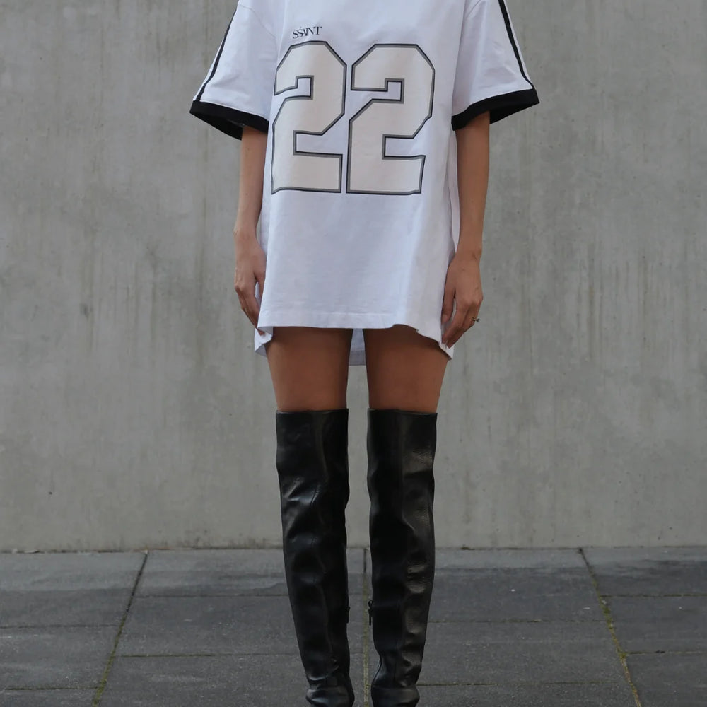 
                      
                        SSAINT - Twenty Two Tee in White
                      
                    