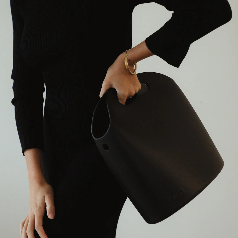 
                      
                        NIM The Label - BB Body Bag in Black
                      
                    