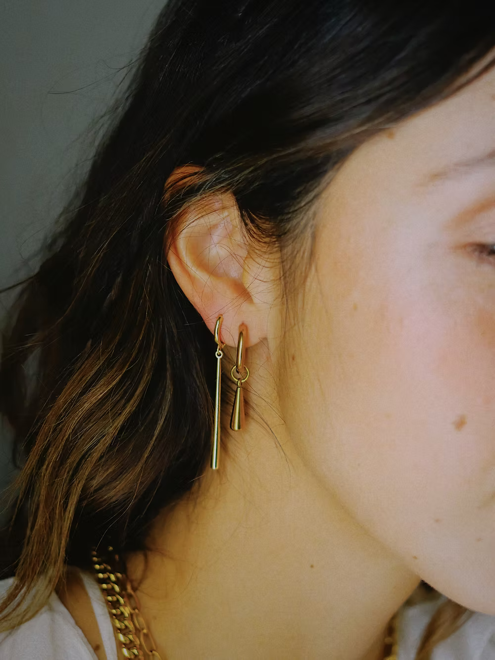 Margaux Lee - Droplet Hoops in Gold