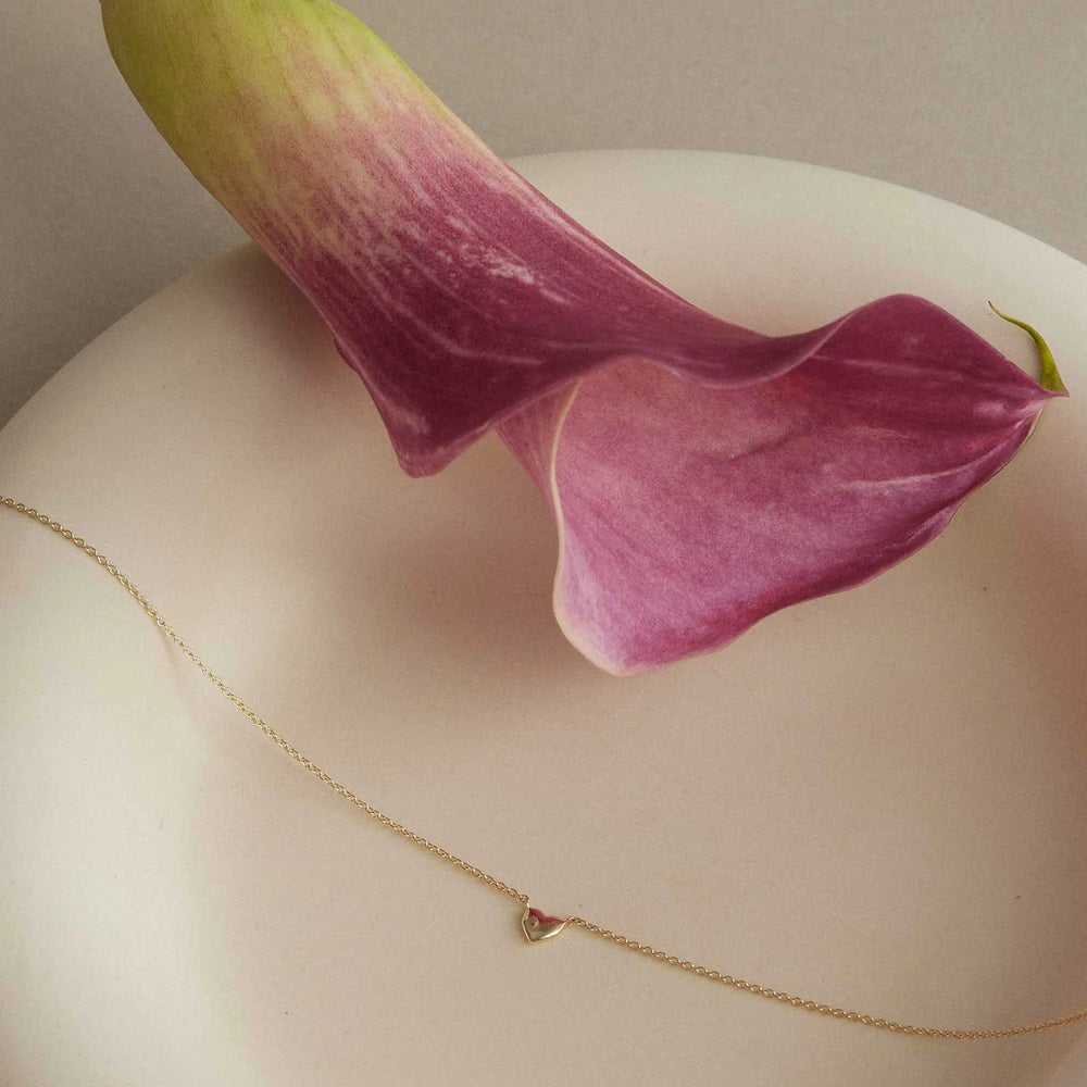 
                      
                        Kirstin Ash - L'amour Heart Necklace in 9k Solid Gold
                      
                    