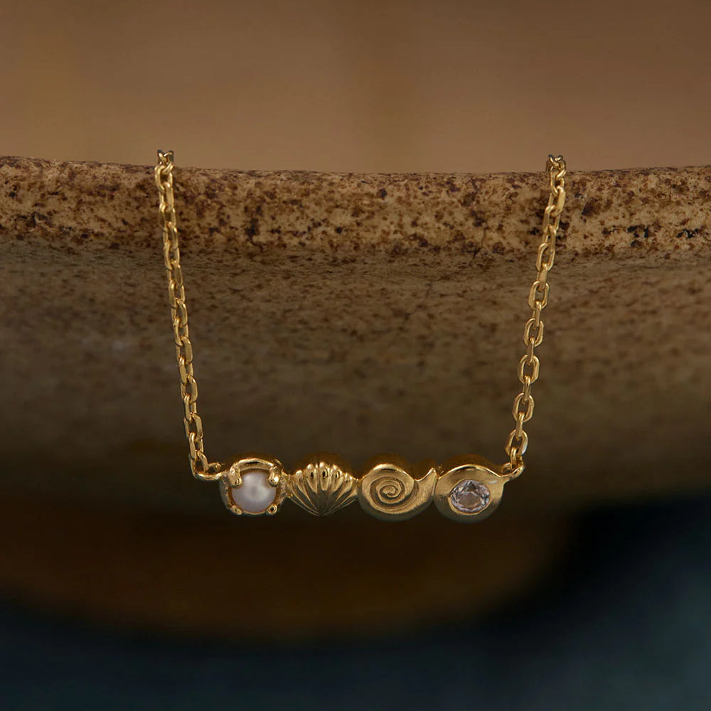 Kirstin Ash - Shoreside Necklace in Gold