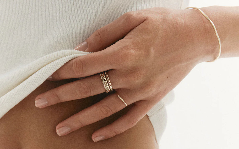 
                      
                        Kirstin Ash - Elysium Oval Sapphire Ring in 9k Solid Gold
                      
                    