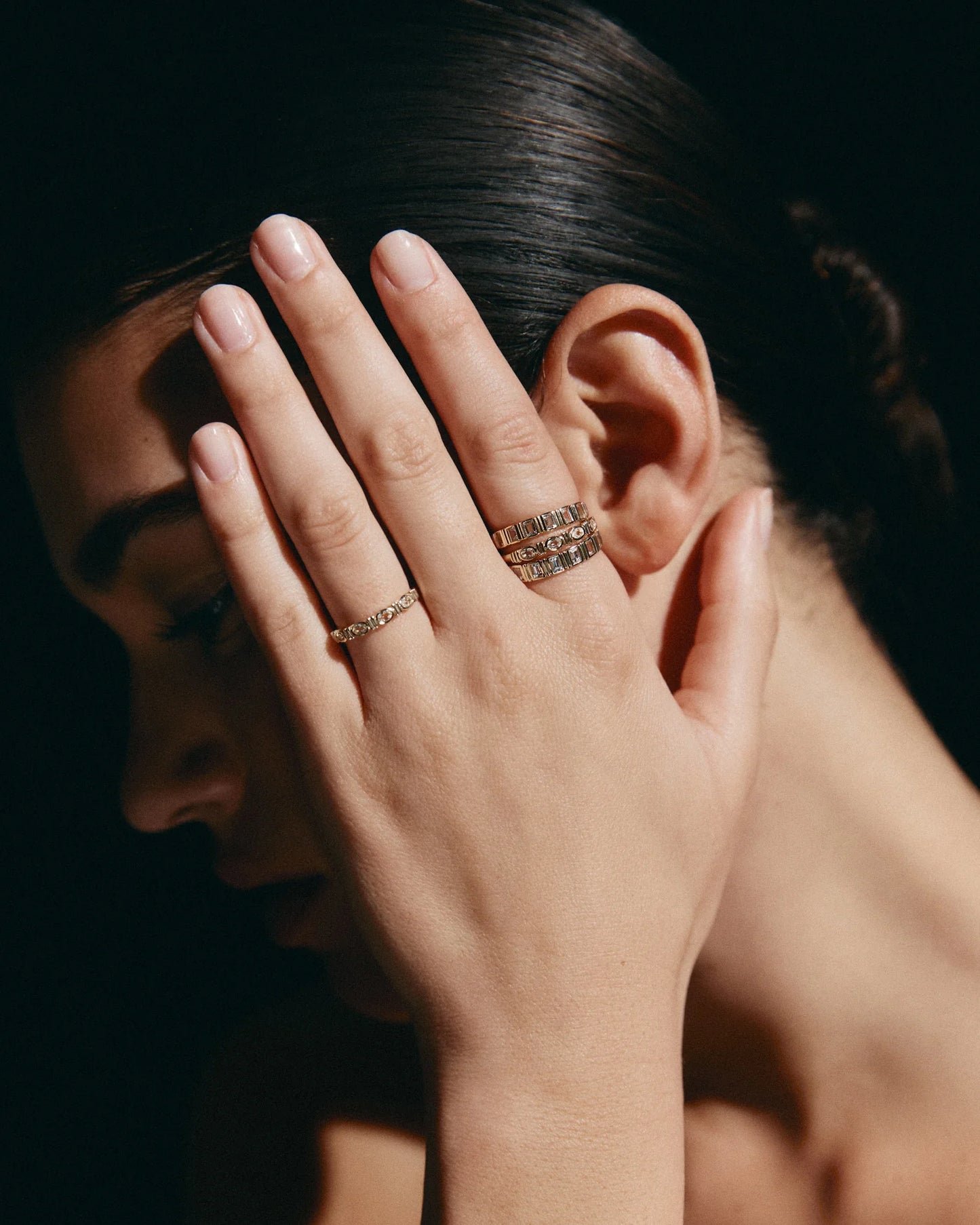 Kirstin Ash - Elysium Oval Sapphire Ring in 9k Solid Gold