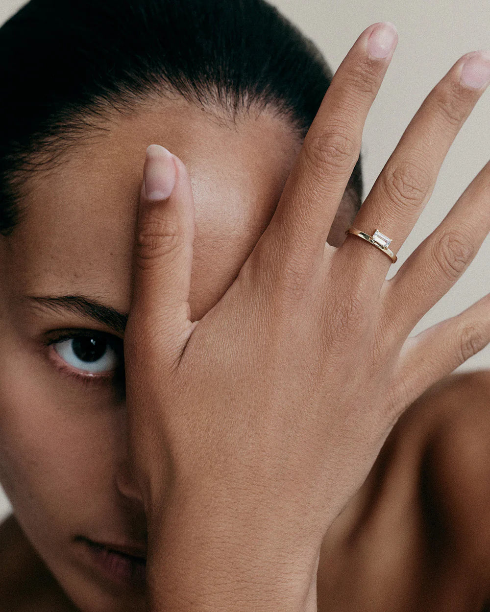 Kirstin Ash - Ether Baguette Ring in 9K Gold