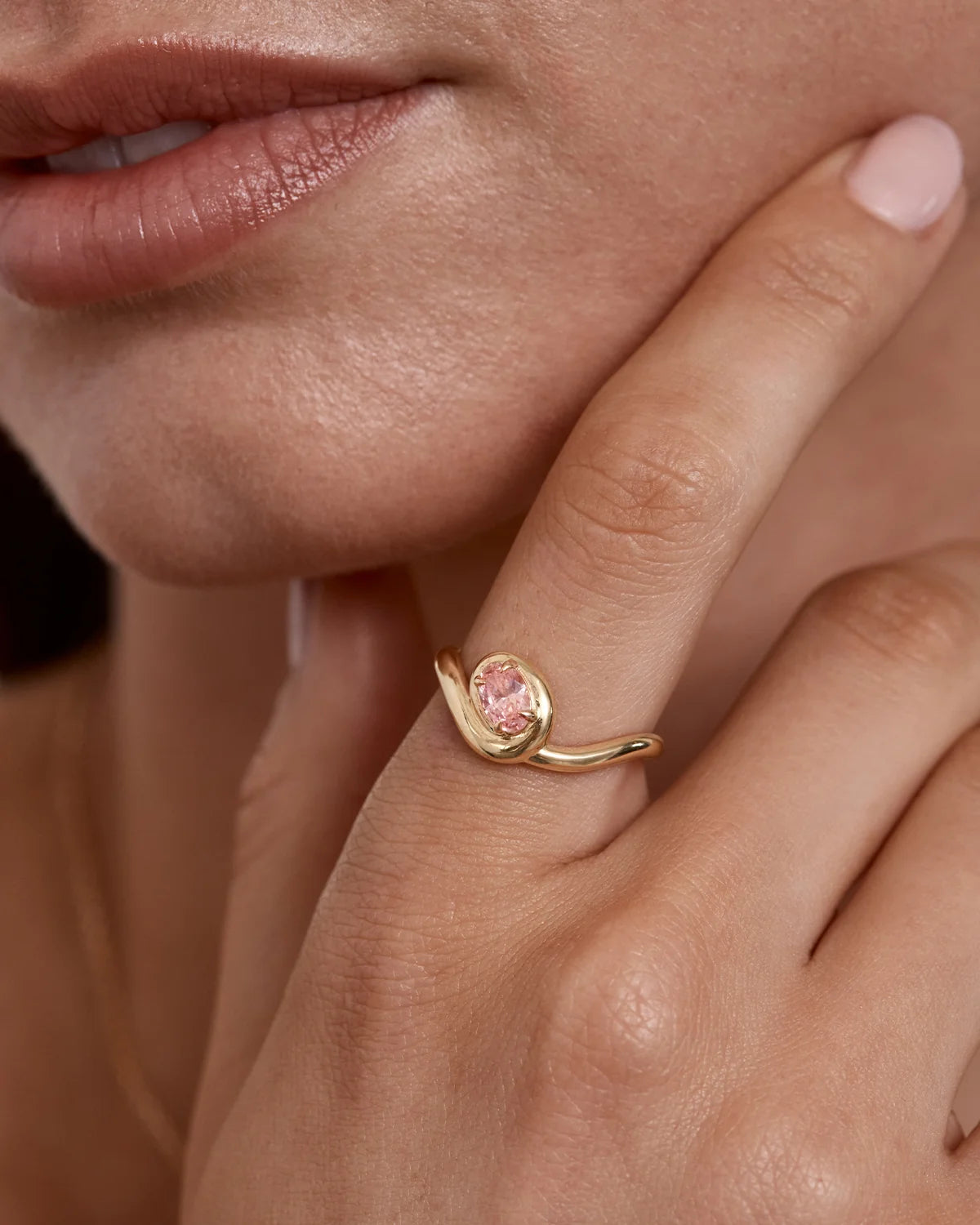 By Charlotte - Embrace Love Ring in Gold
