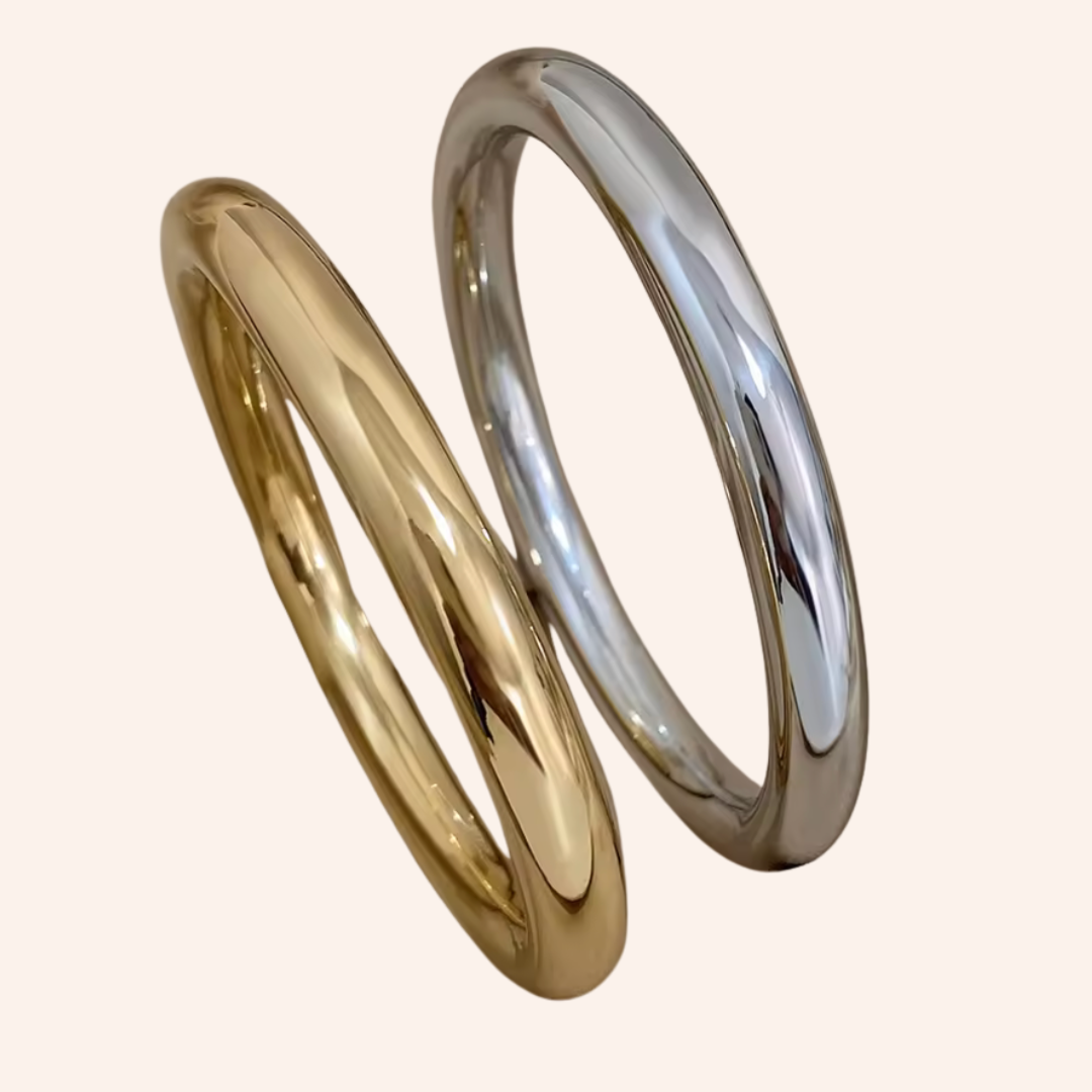 We Are Emte - Classic Thick Bangle in Stainless Steel