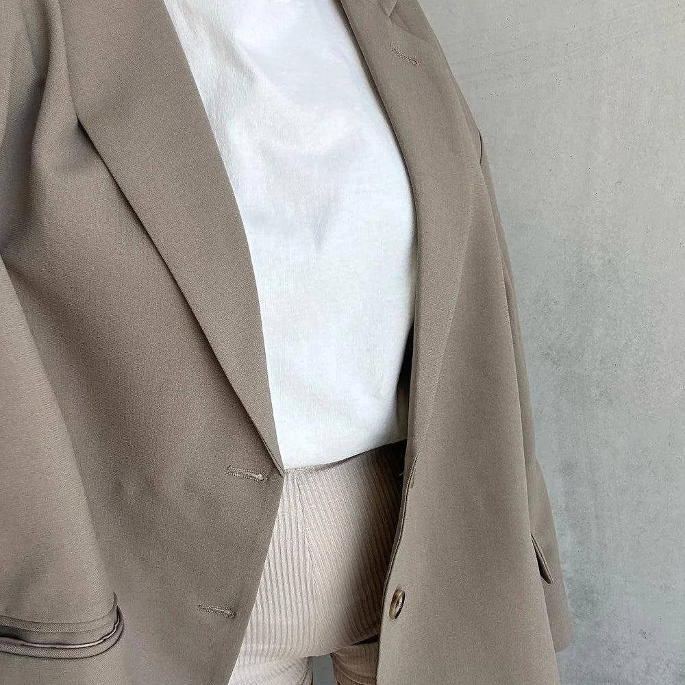
                      
                        By Billie - Charlotte Blazer in Twill
                      
                    