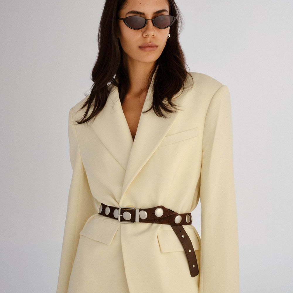 
                      
                        LUV LOU - The Lia in Black
                      
                    