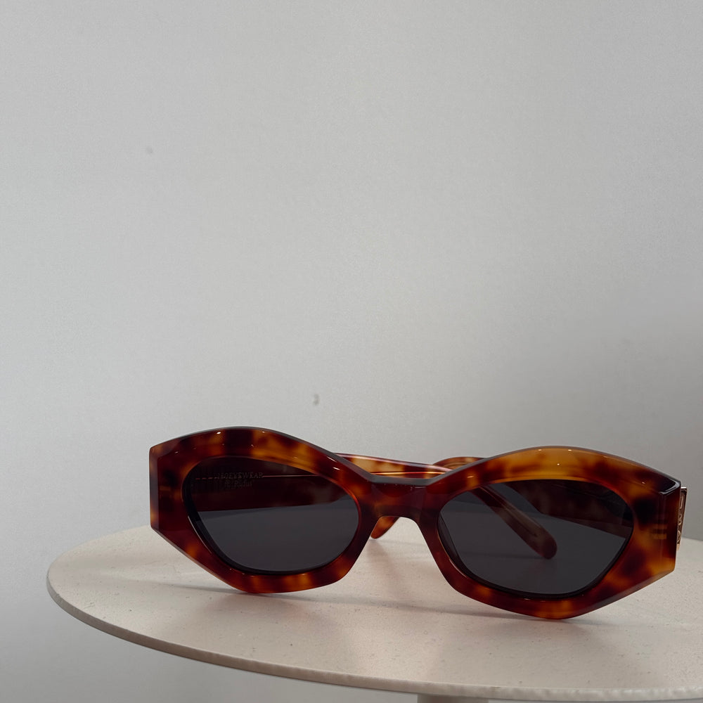 
                      
                        'RUFUS' FT. BURNT HAVANA W. BLACK LENS
                      
                    
