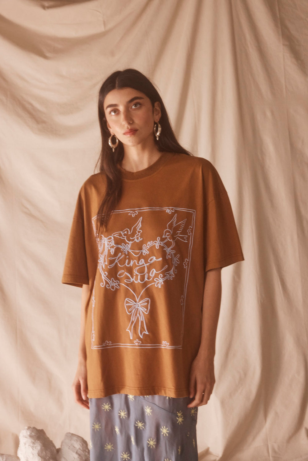 Kinga Csilla - Amante Tee