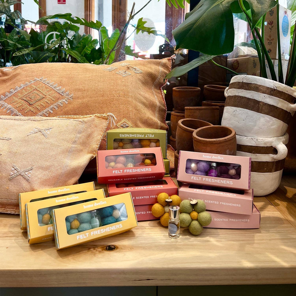 
                      
                        Felt Flower Fresheners - Australian Countryside
                      
                    