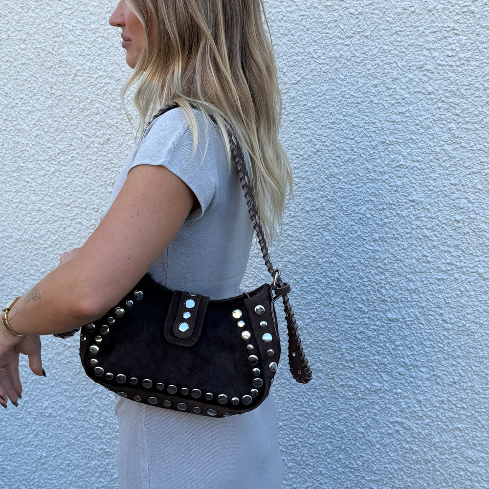 
                      
                        Sesa Studios - The Maja in Chocolate
                      
                    