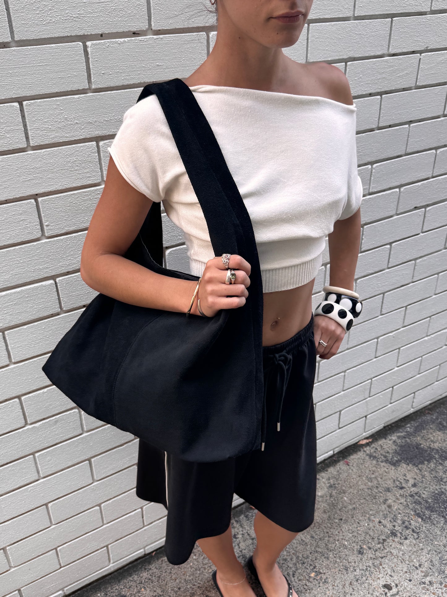 Sesa Studios - The Nyra Tote in Noir