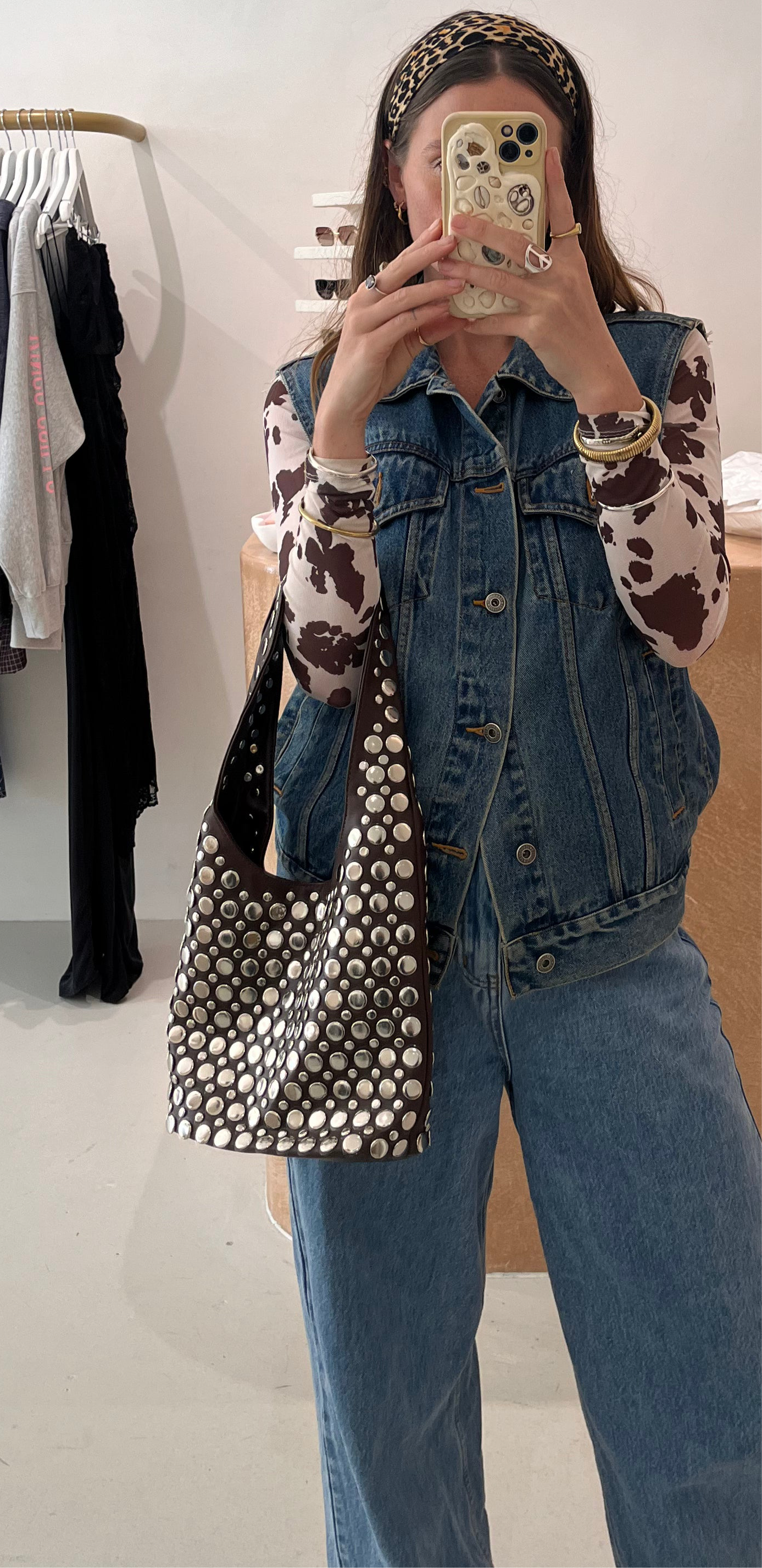 We Are Emte - Sloane Studded Bag in Cocoa