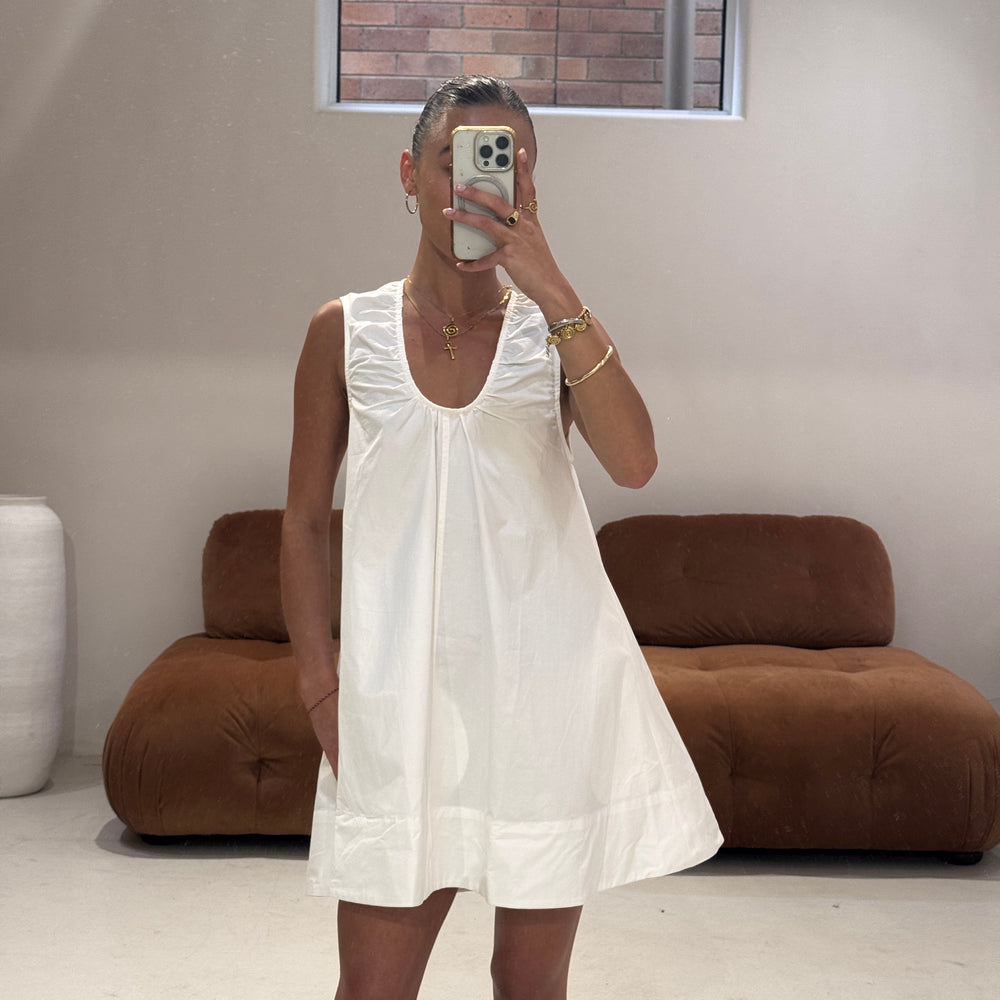 Emte - Poplin Dress in White