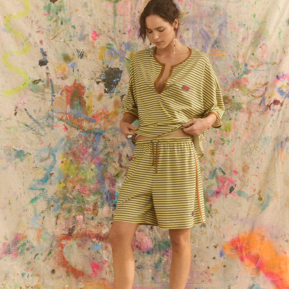 
                      
                        Kinga Csilla - Atlas Stripe Uni Short
                      
                    