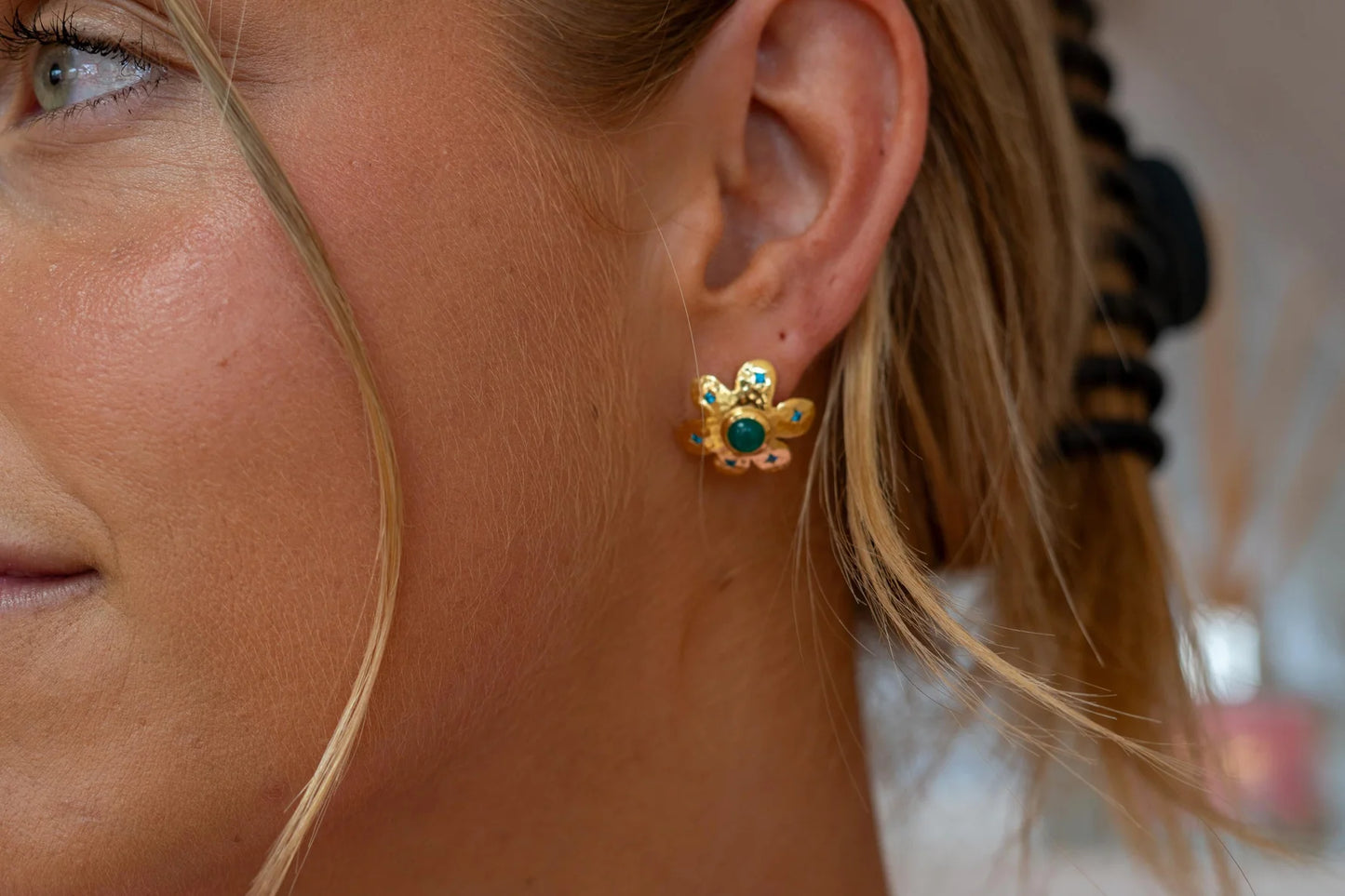 Käärme Jewels - Flower Stud Earrings