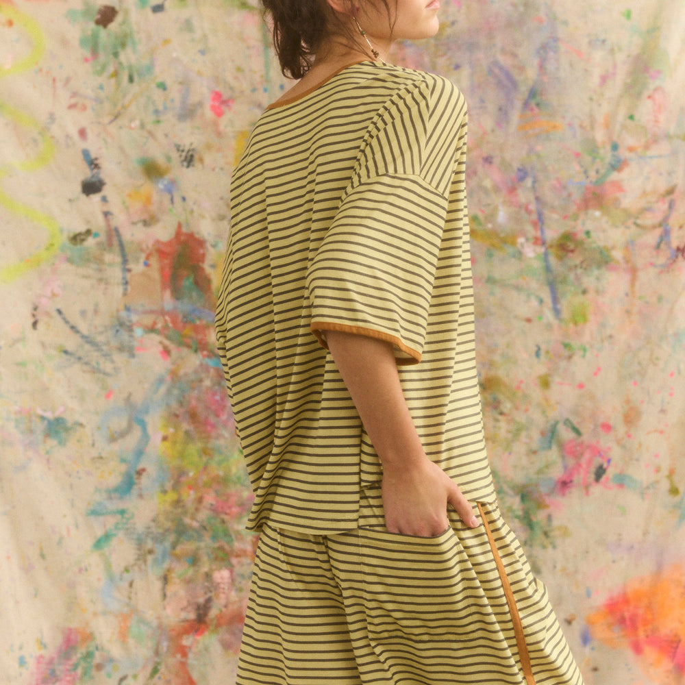 
                      
                        Kinga Csilla - Atlas Stripe Uni Short
                      
                    