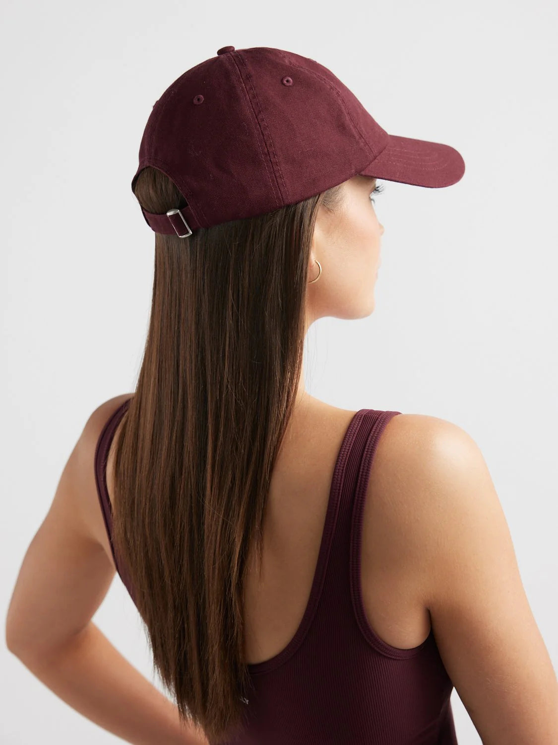 Ena Pelly - Athleisure Cap in Cherry Cola