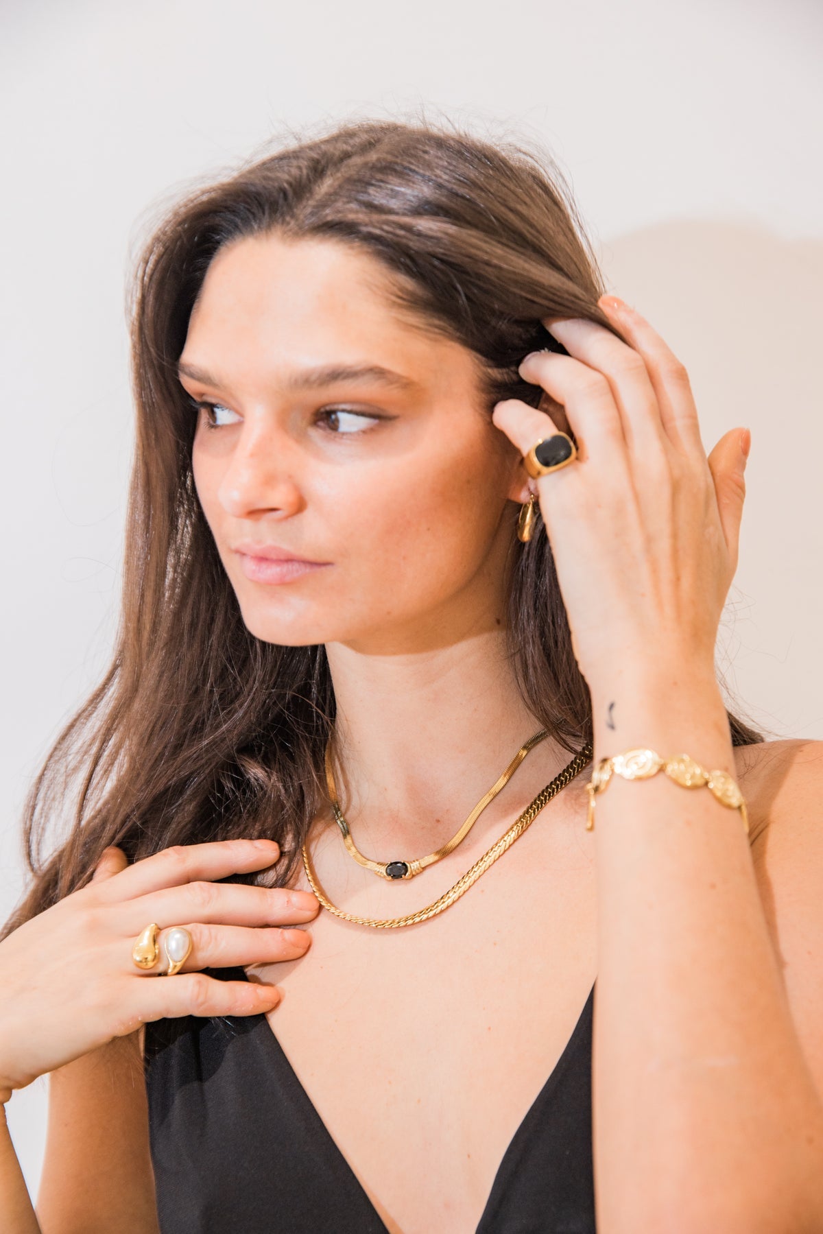 We Are Emte- Onyx Signet Ring in Gold Plated