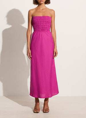 
            
                Load image into Gallery viewer, Faithfull The Brand - Do Dora Midi Dress in Magenta
            
        