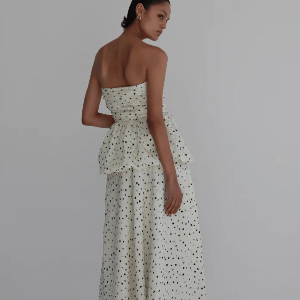 
                      
                        Blanca - Tiffany Top in White
                      
                    