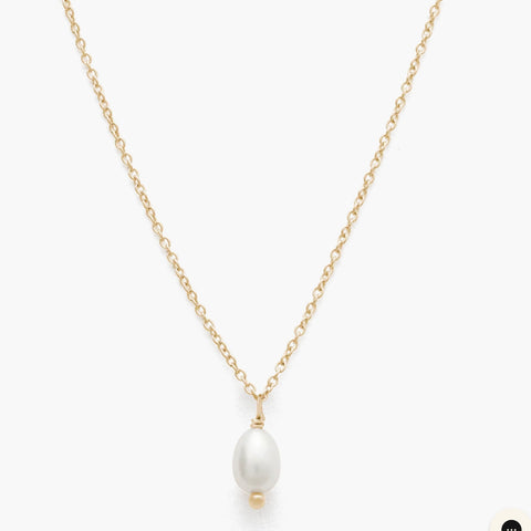Kirstin Ash - Classic Pearl Necklace in 9k Solid Gold