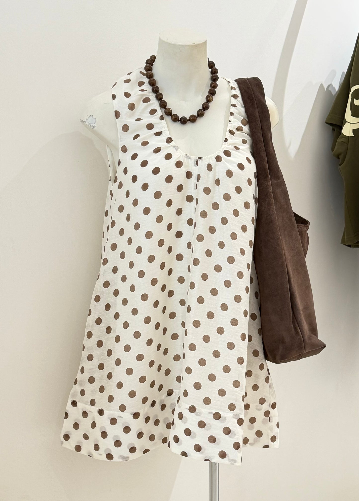 Emte - Poplin Dress in White / Polka