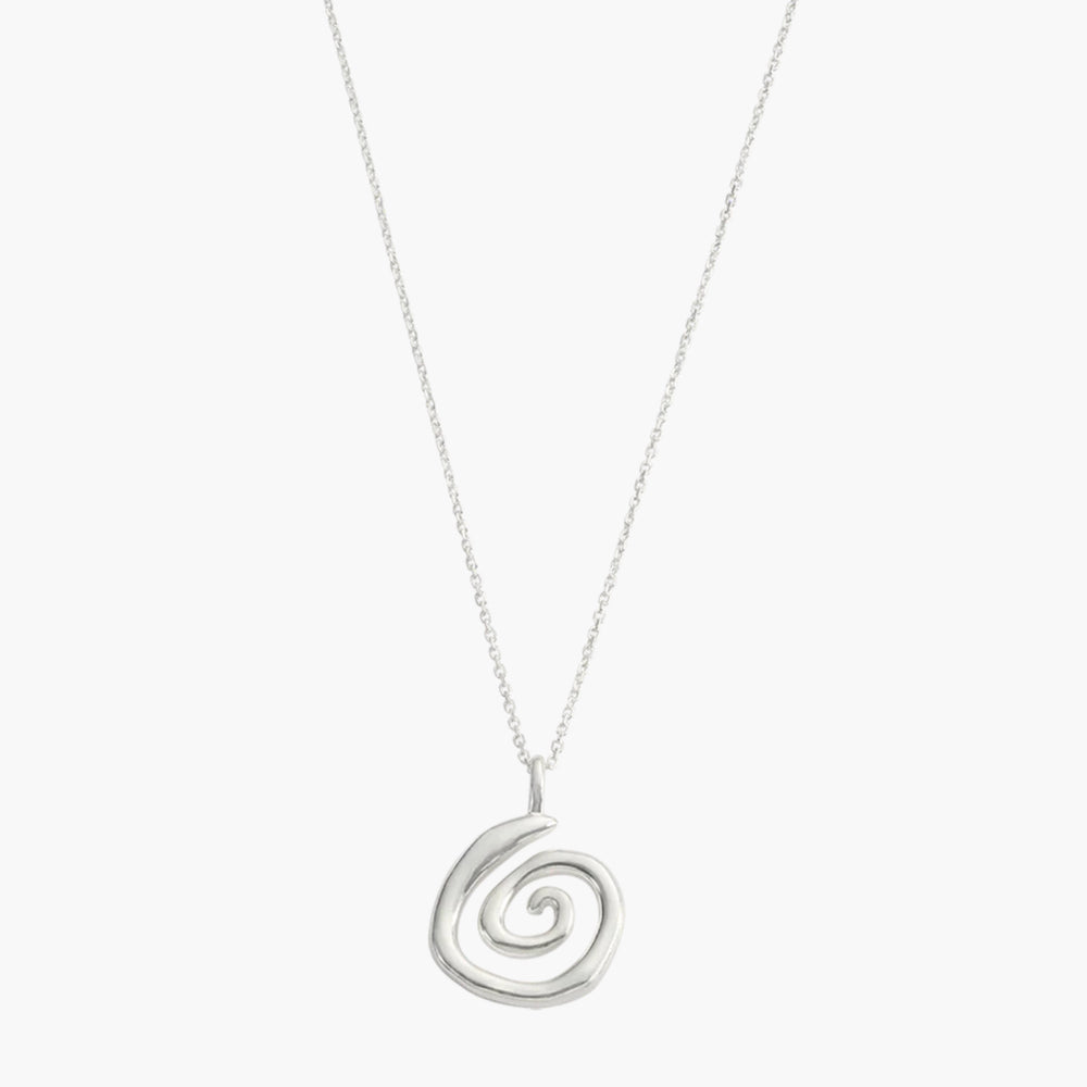 Kirstin Ash - Sweet Escape Necklace in Silver