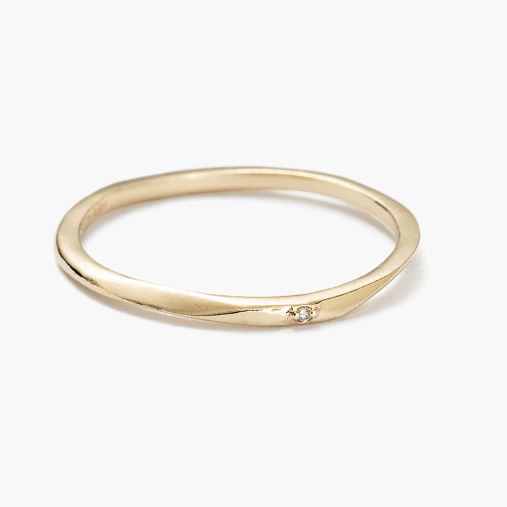 Kirstin Ash - Ebb And Flow Diamond Ring in 9K Gold