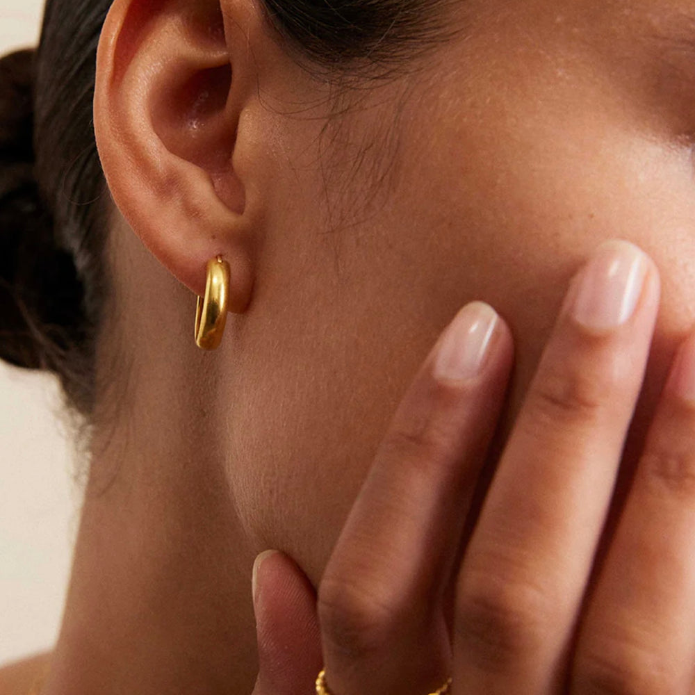 Kirstin Ash - Era Hoops in Gold