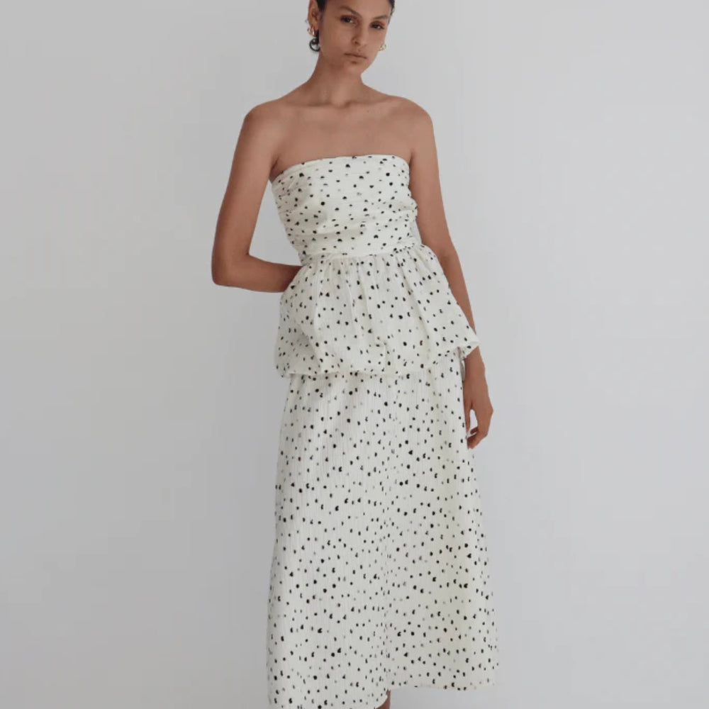 
                      
                        Blanca - Tiffany Top in White
                      
                    