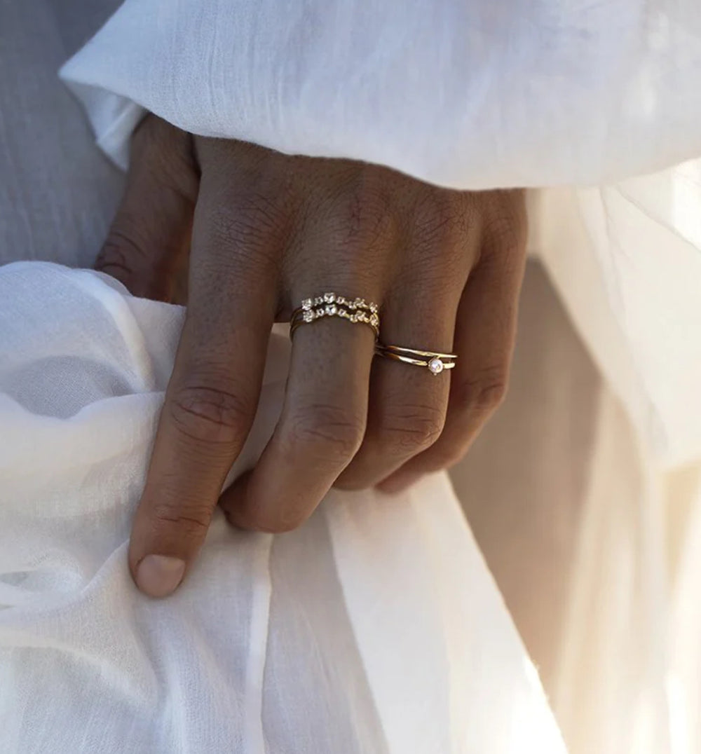 Kirstin Ash - Ebb And Flow Diamond Ring in 9K Gold