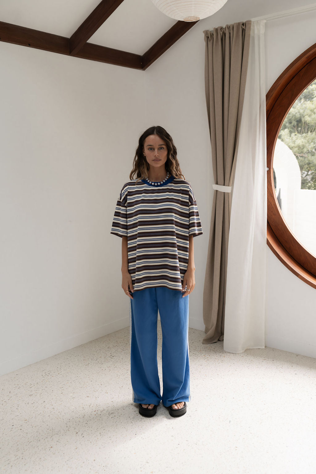 häll störe - Scotti Stripey Tee in Blue / Brown