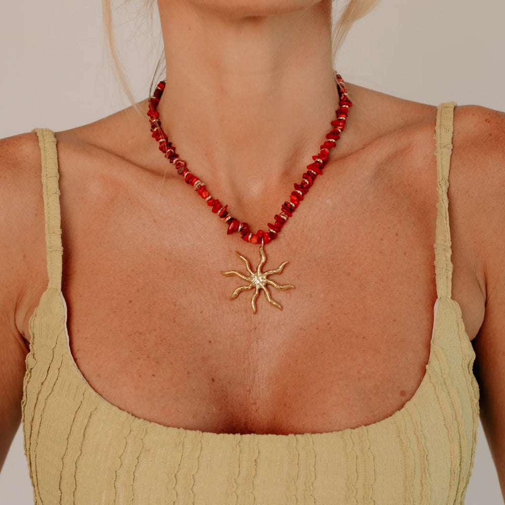 Käärme Jewels - Sunset Ray Necklace in Red