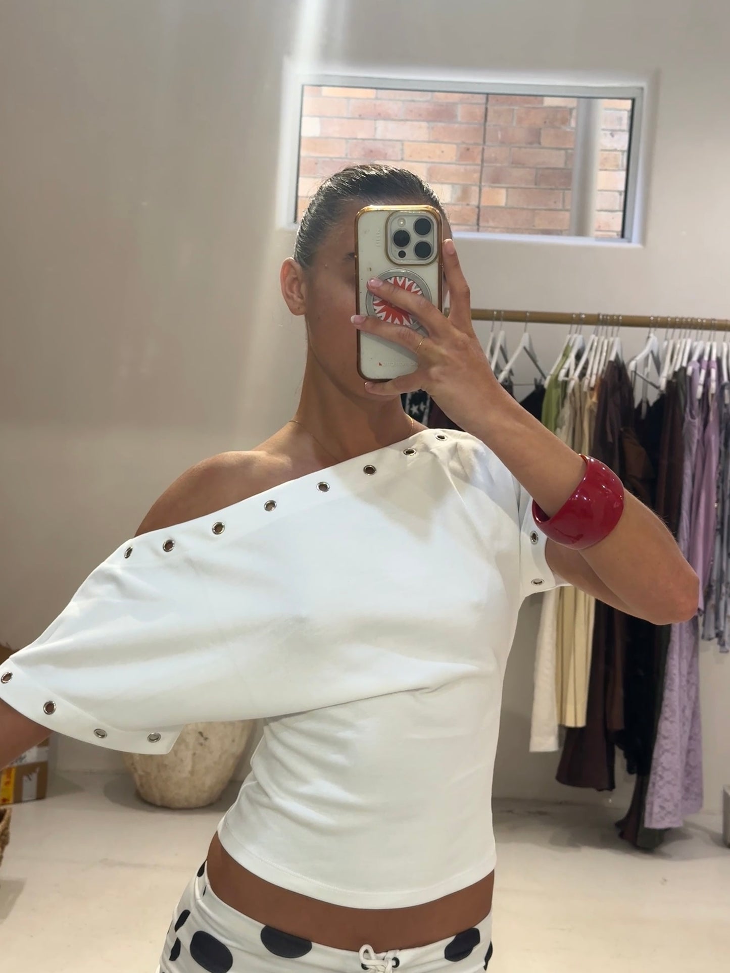 Emte - Eyelet Top in white