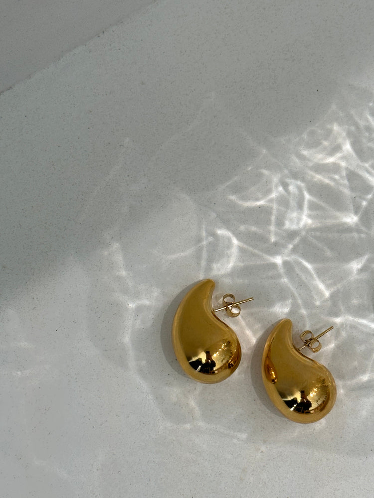 We Are Emte- Remi Earrings in Gold