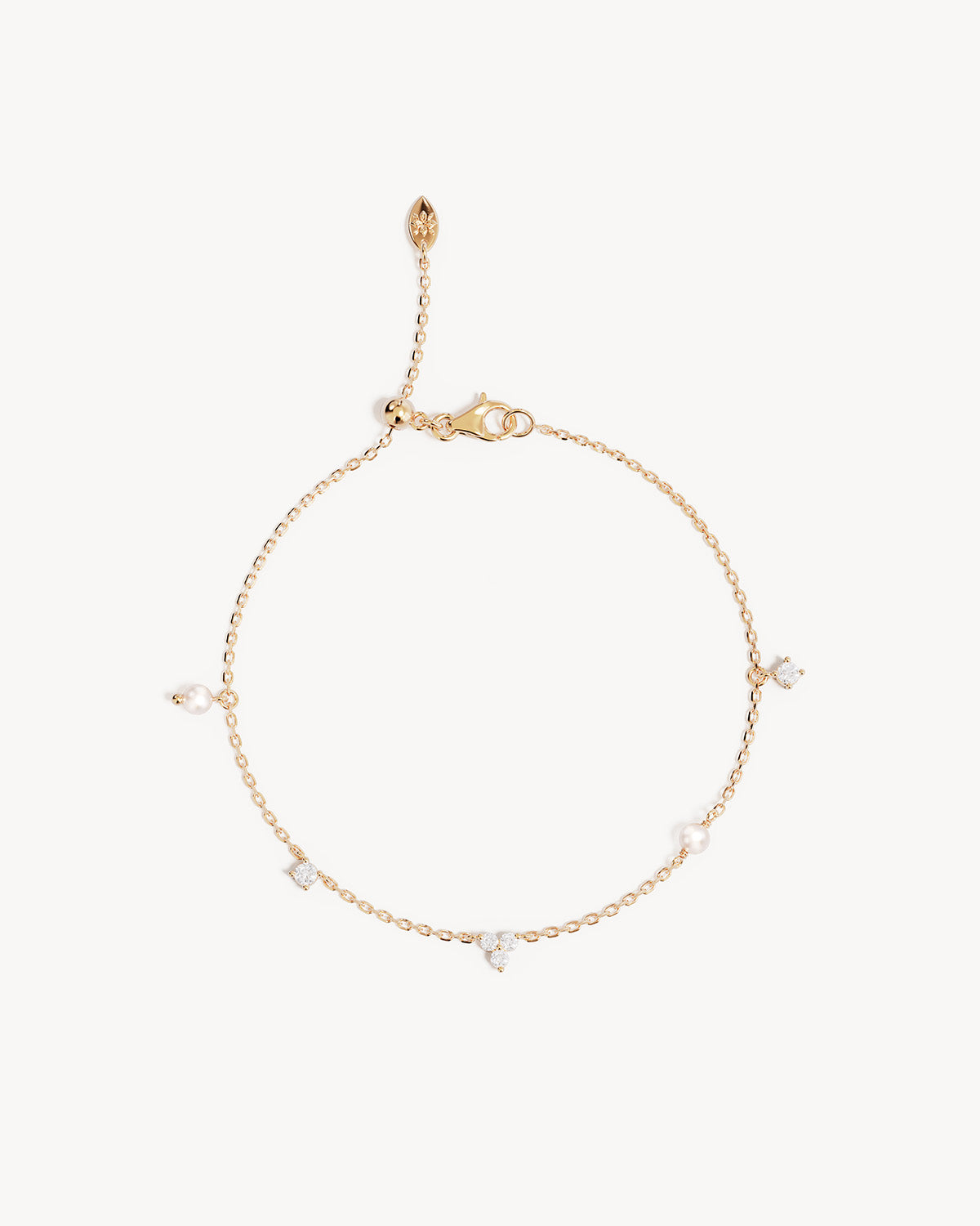 By Charlotte - Moonlit Bloom Pearl Bracelet in Gold