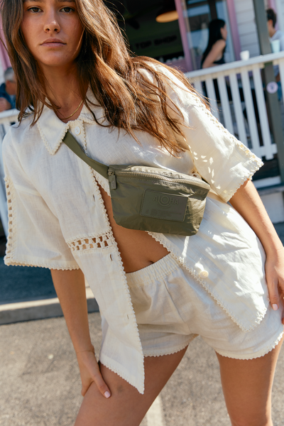 
            
                Load image into Gallery viewer, Aloha Collection - Monochrome Hip Pack in Olive
            
        