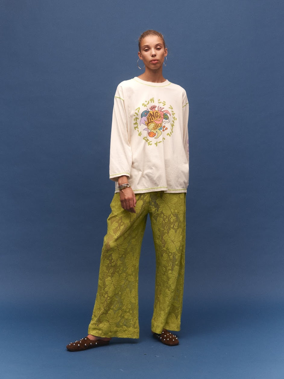 Kinga Csilla - Shisha Dolphin Tommy Tee