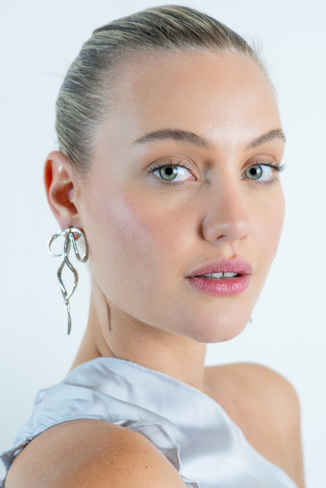 We Are Emte- Bow Studs in Silver