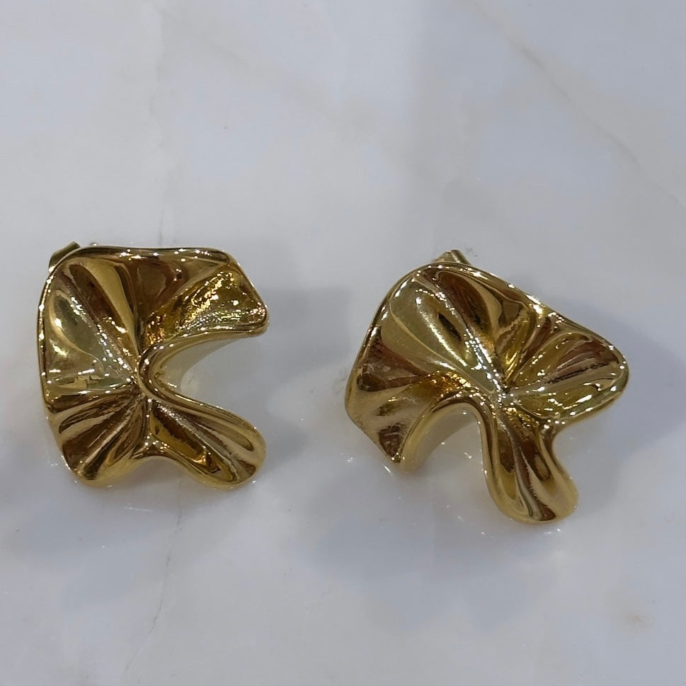 We Are Emte- Rider Earrings in Gold