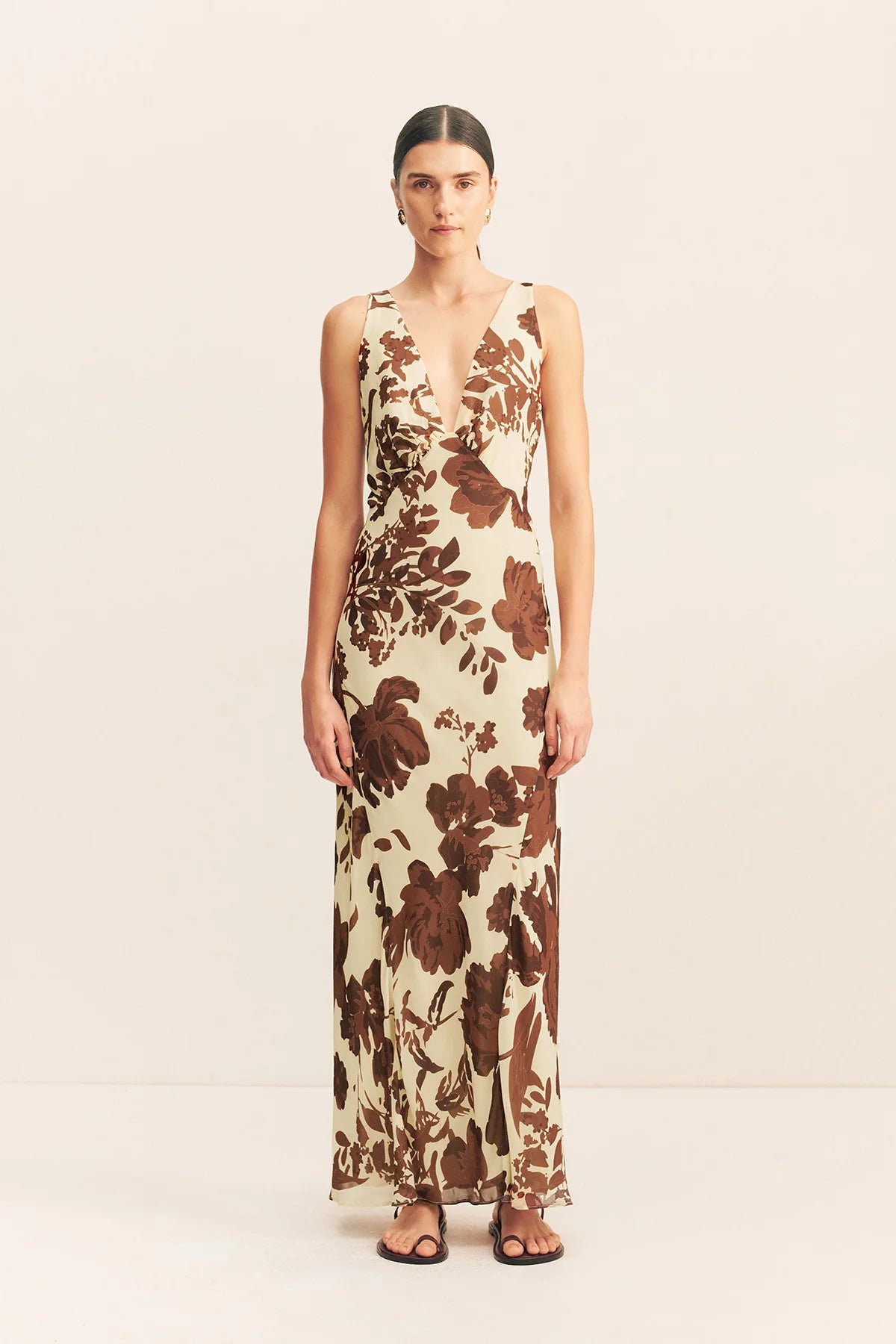 Shona Joy - Noa Plunged Maxi Dress in Pineapple Wallflower